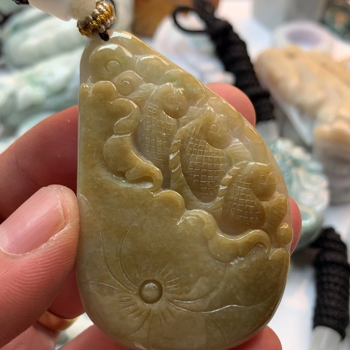 翡翠未镶嵌颈饰保真天然a货翡翠