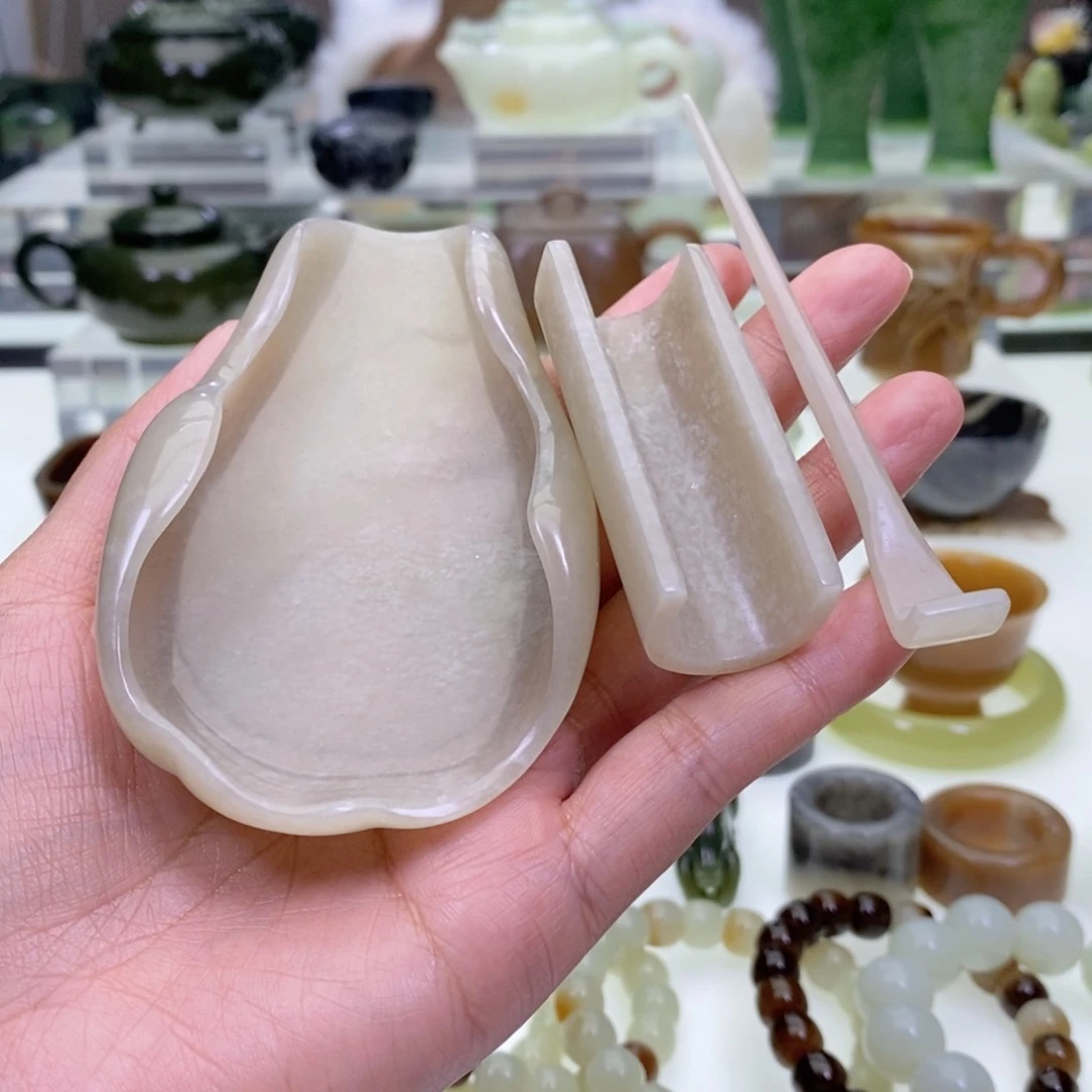 和田玉茶荷三件套未镶嵌