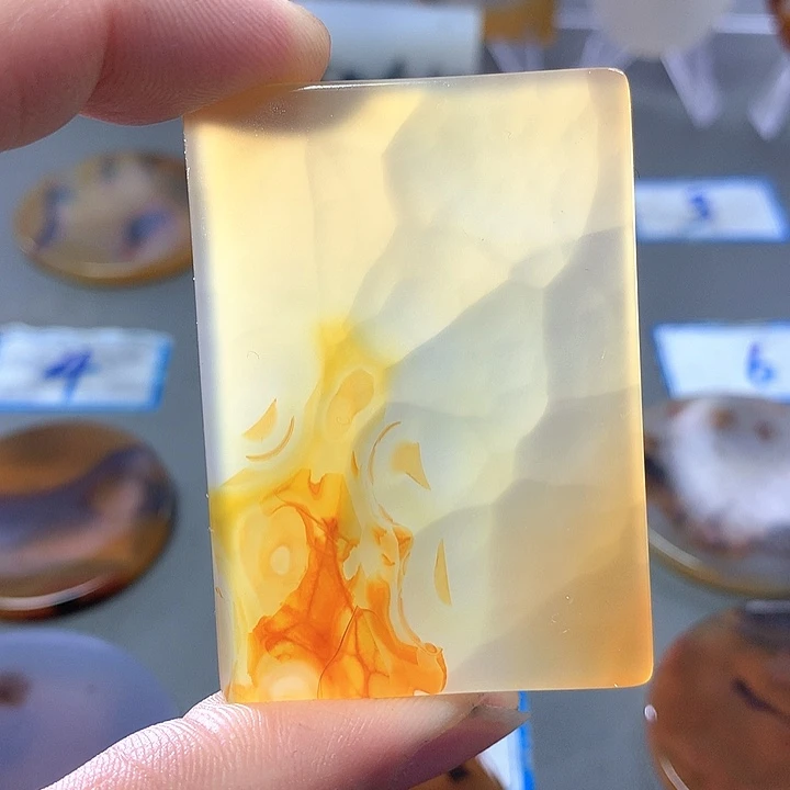 未镶嵌颈饰玛瑙/玉髓