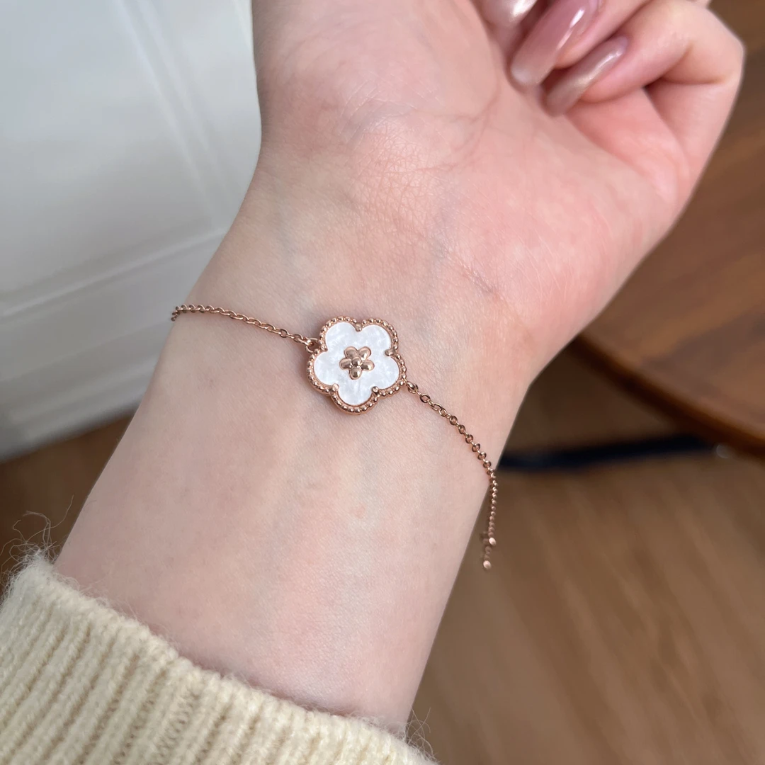 钛钢手链  CC3585 高定系列 手链15+1CM