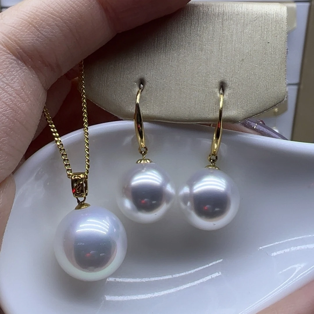 18K金镶嵌吊坠(赠链)淡水珍珠