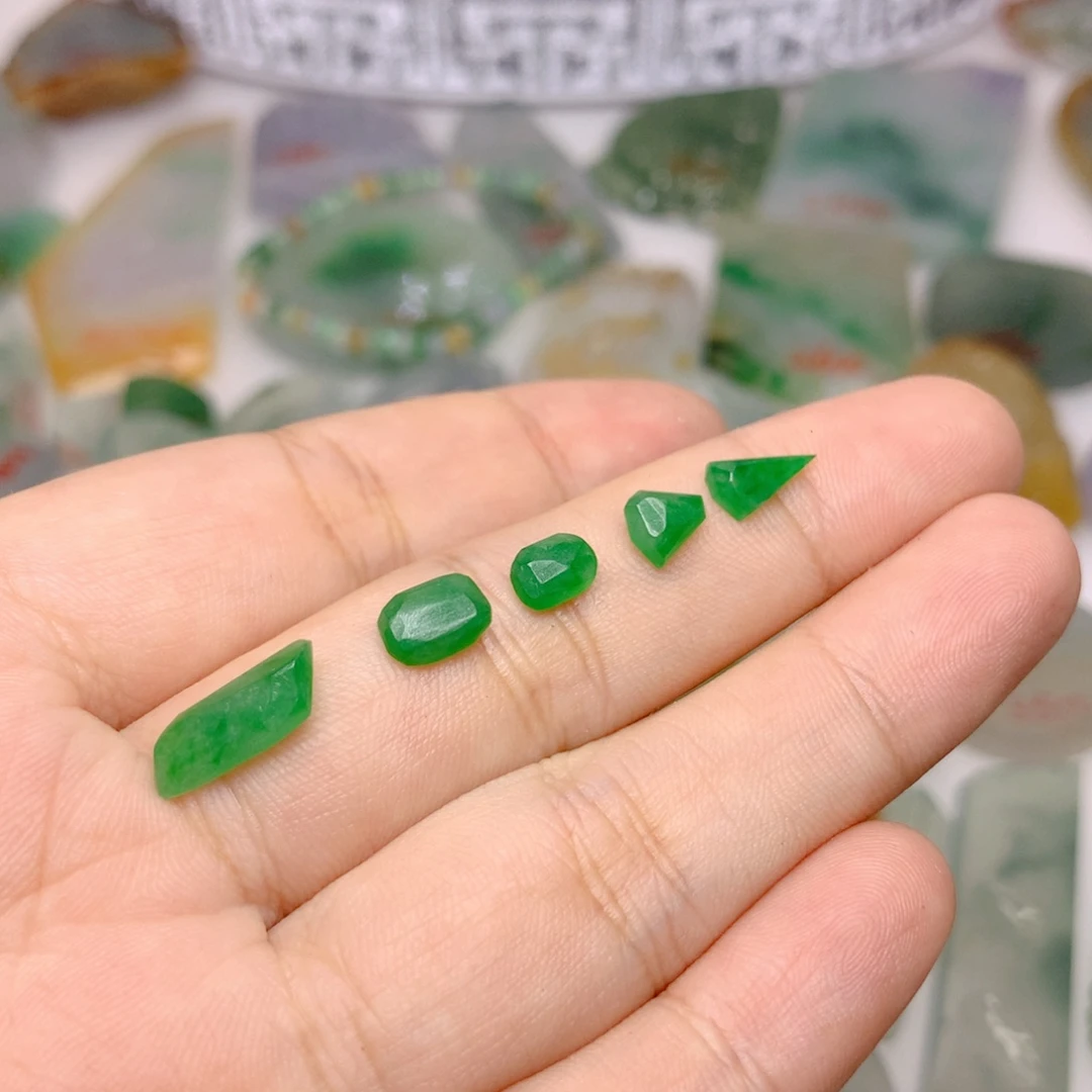 定制翡翠未镶嵌天然翡翠定制