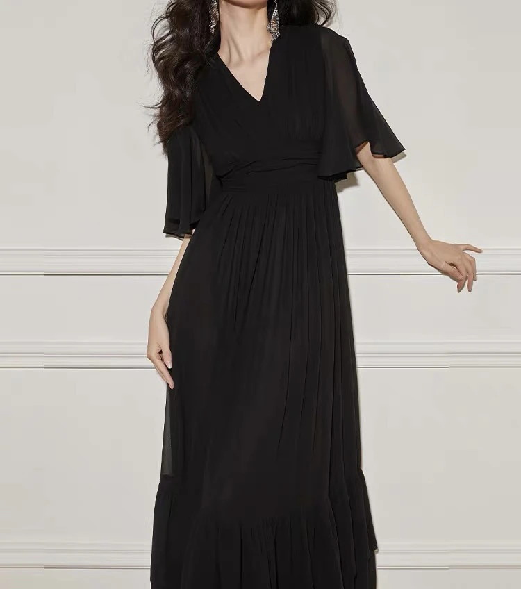 经典法式黑色女装连衣裙轻奢黑色V领