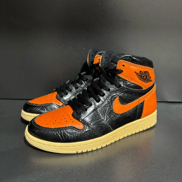 95新 AIR JORDAN 40码/aj1 猪油扣碎 高帮男款板鞋