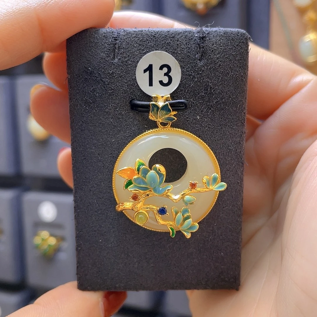 和田玉银S925镀金镶嵌颈饰