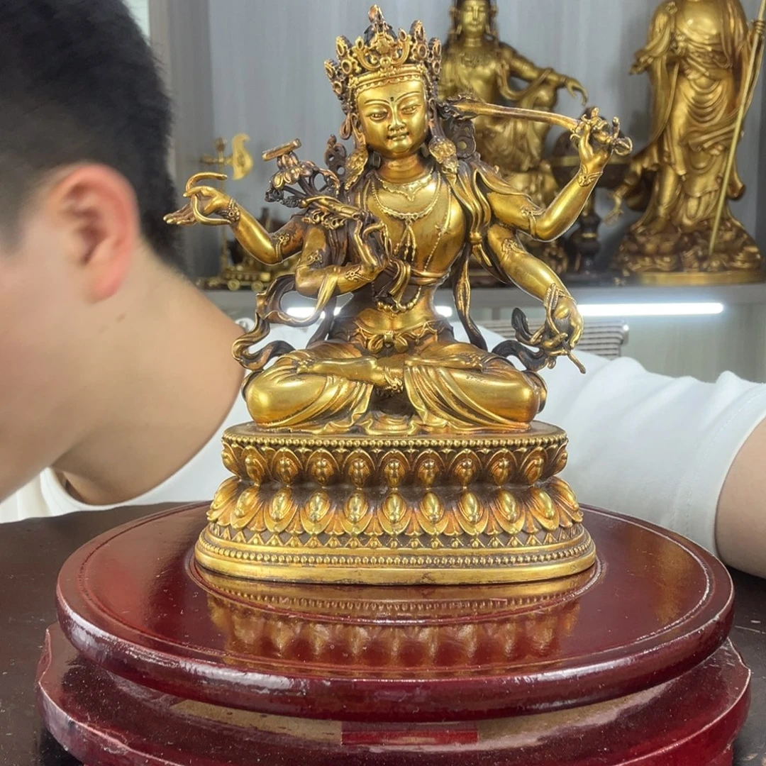 教***人佛像的造型和造型都很