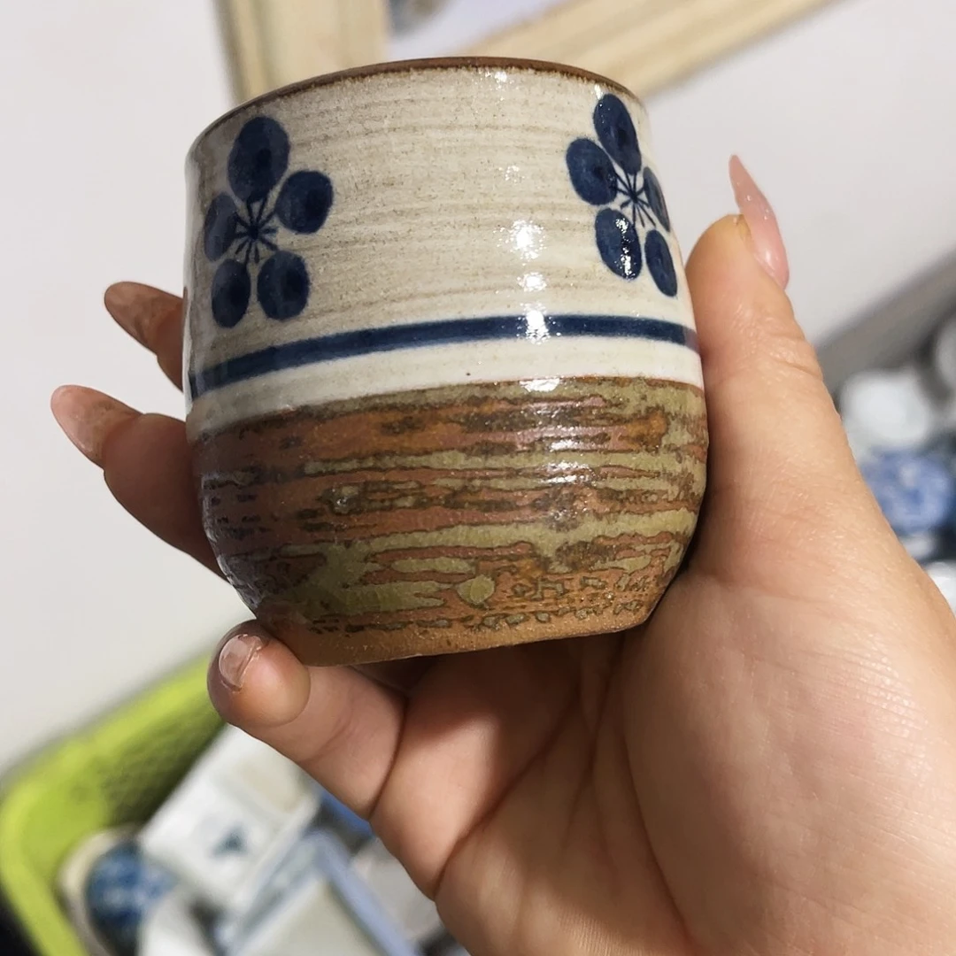 瓷片丽***着旅顺地和当地人进行着亲密