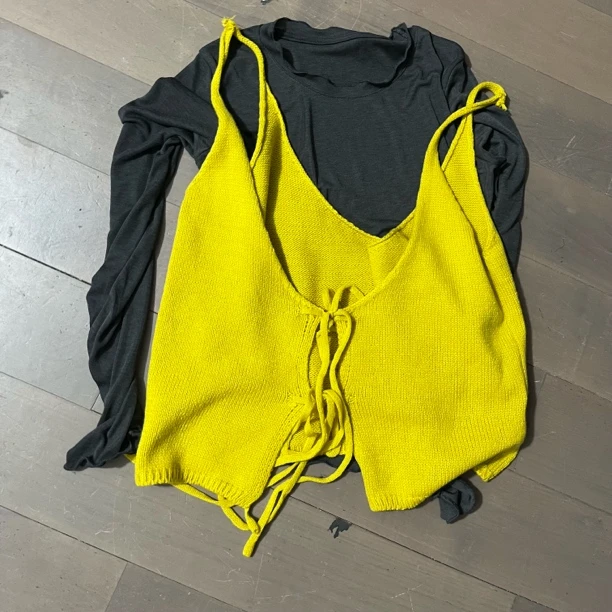 （小清家）无袖短款女针织毛针织衫吊带+打底