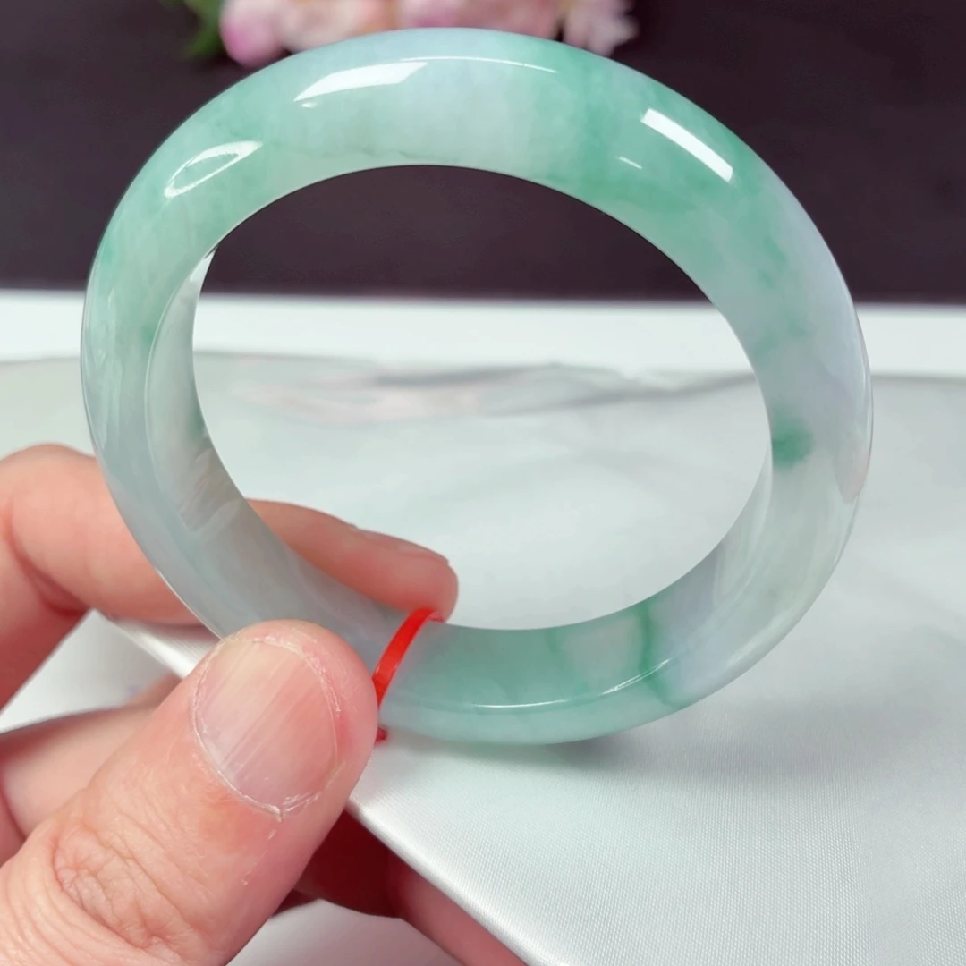 翡翠未镶嵌手镯53.6圈