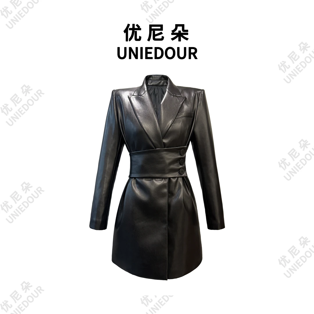 UNIEDOUR/优尼朵2024冬时尚气质高级感收腰羽绒西装皮衣8001