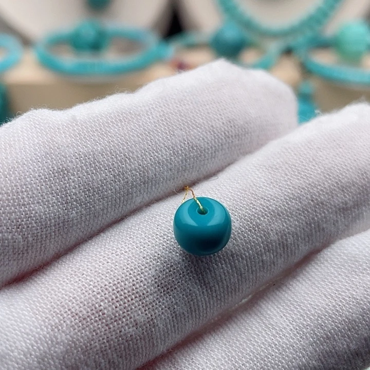 绿松石配饰未镶嵌