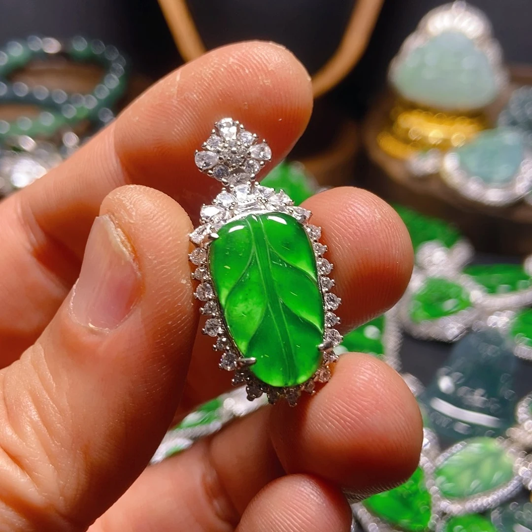 翡翠吊坠(不含链)未镶嵌024吊坠