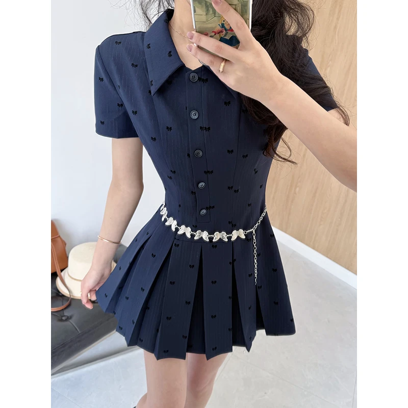 张阿星 韩系学院减龄A字衬衫裙+短裤 W425A05037