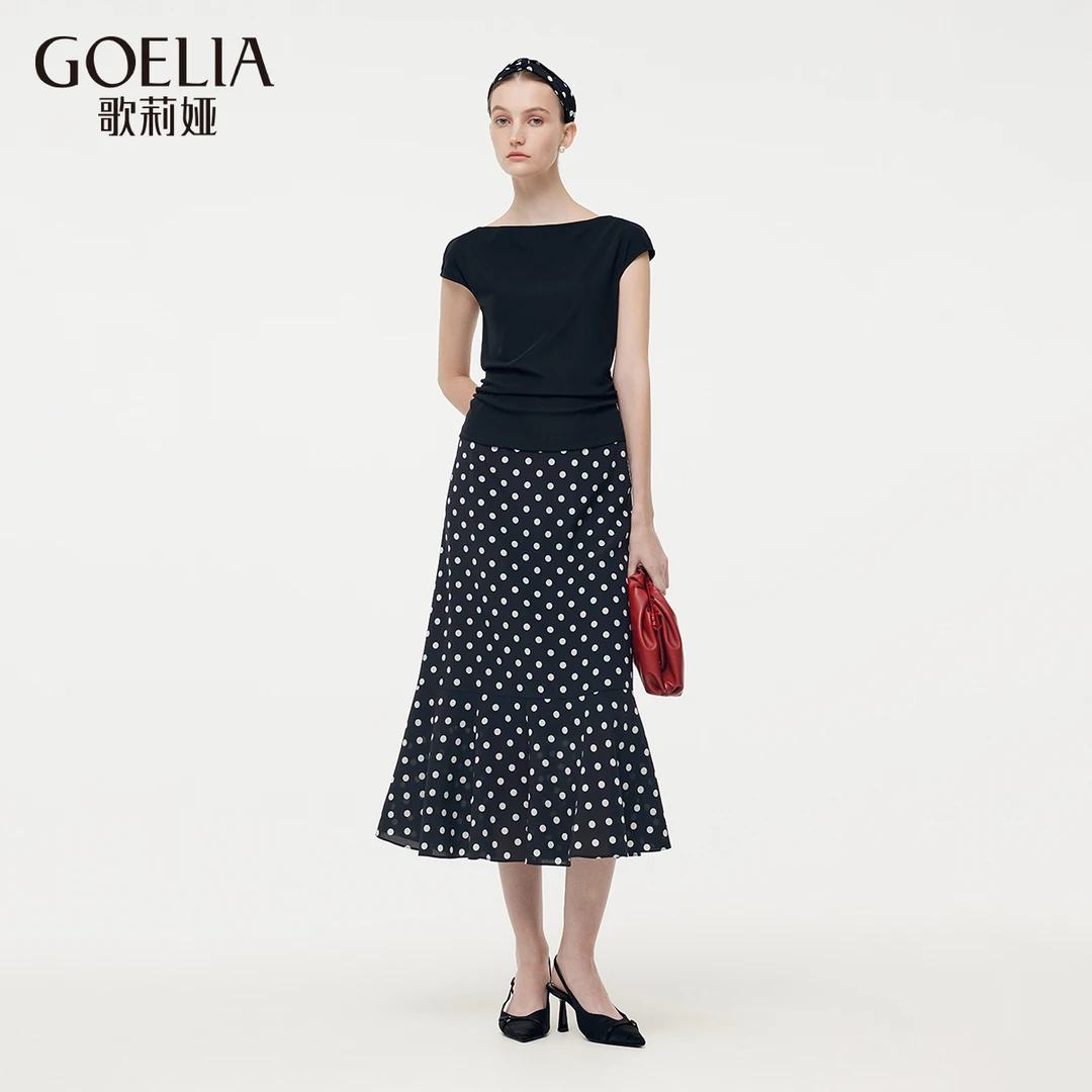 歌莉娅夏季针织上衣+波点桑蚕丝半裙+发箍1E4LAB020