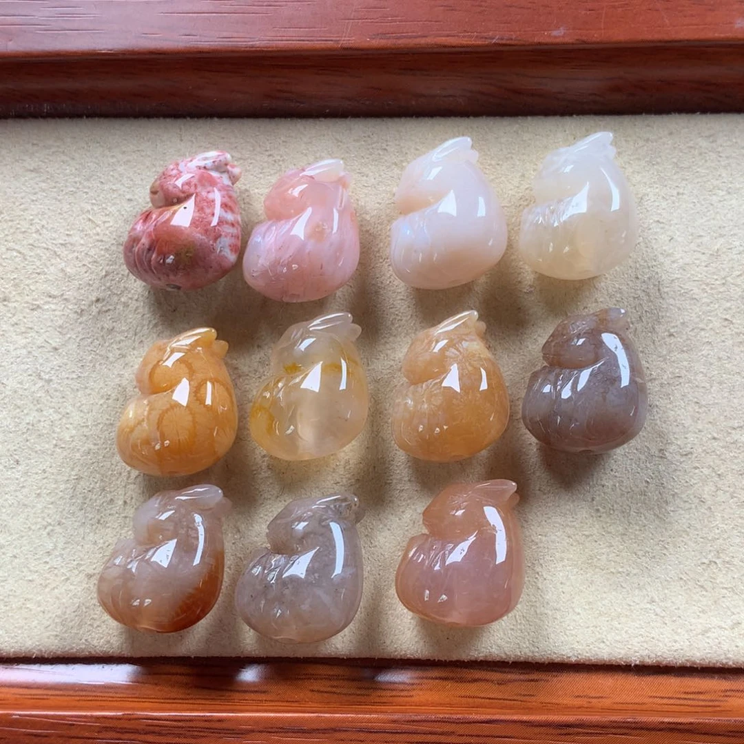 未镶嵌小狐狸（微骨骼）漏200/组。27硅化珊瑚（珊瑚玉）