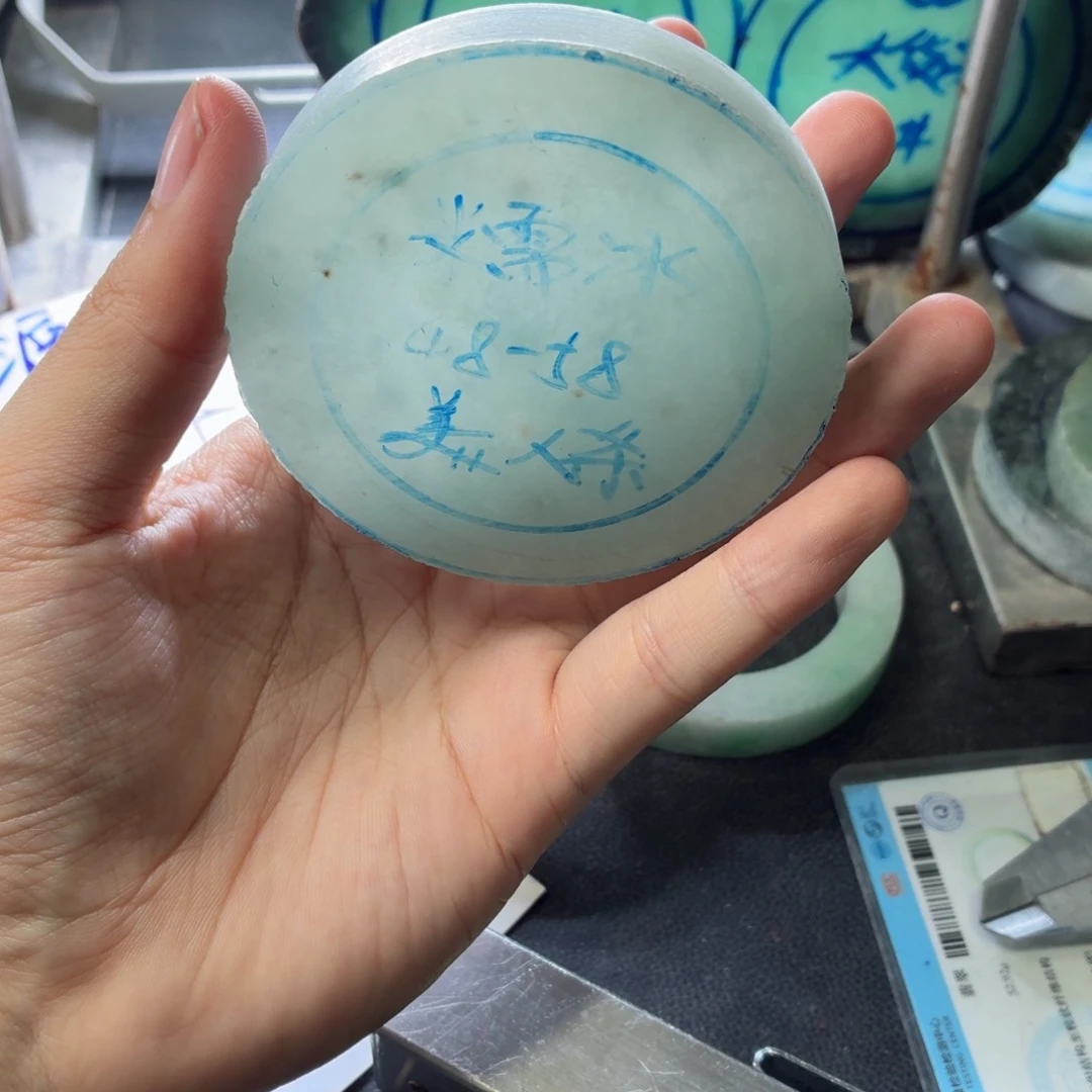 定制翡翠未镶嵌翡翠A货毛胚手镯定制