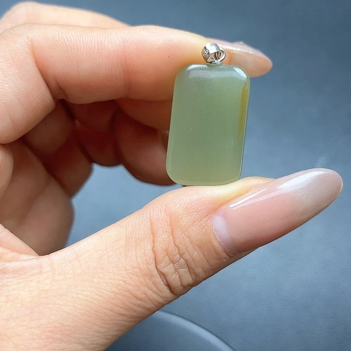 【闪购商品】颈饰未镶嵌和田玉