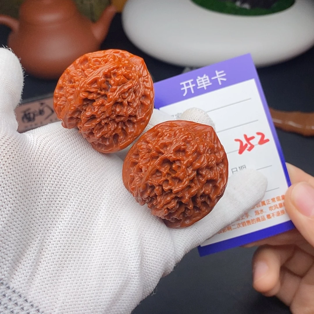 文玩核桃把件42百花山252