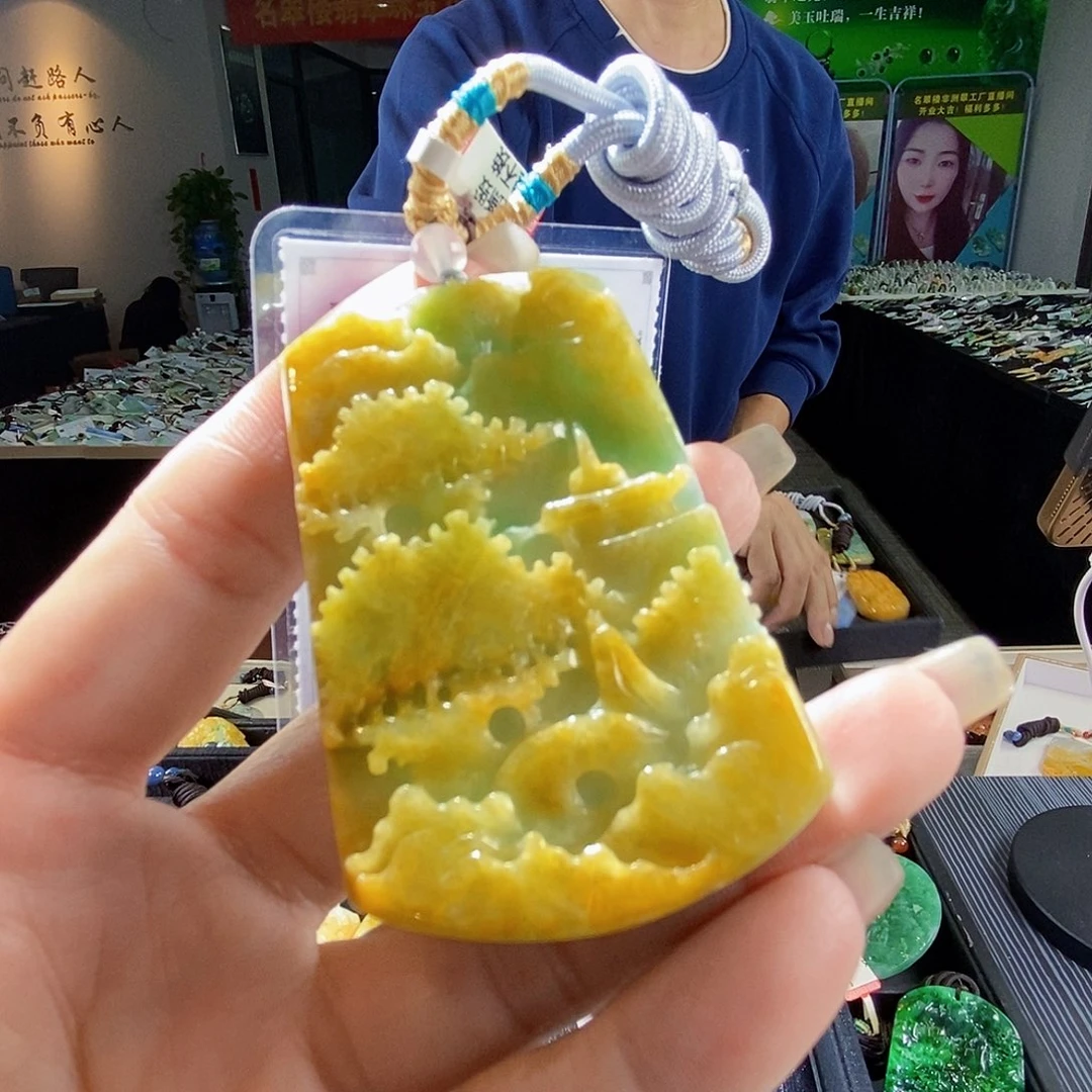 颈饰未镶嵌翡翠翡翠