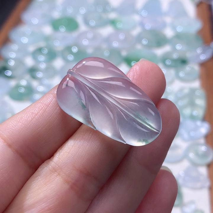 颈饰未镶嵌翡翠高冰飘花叶子