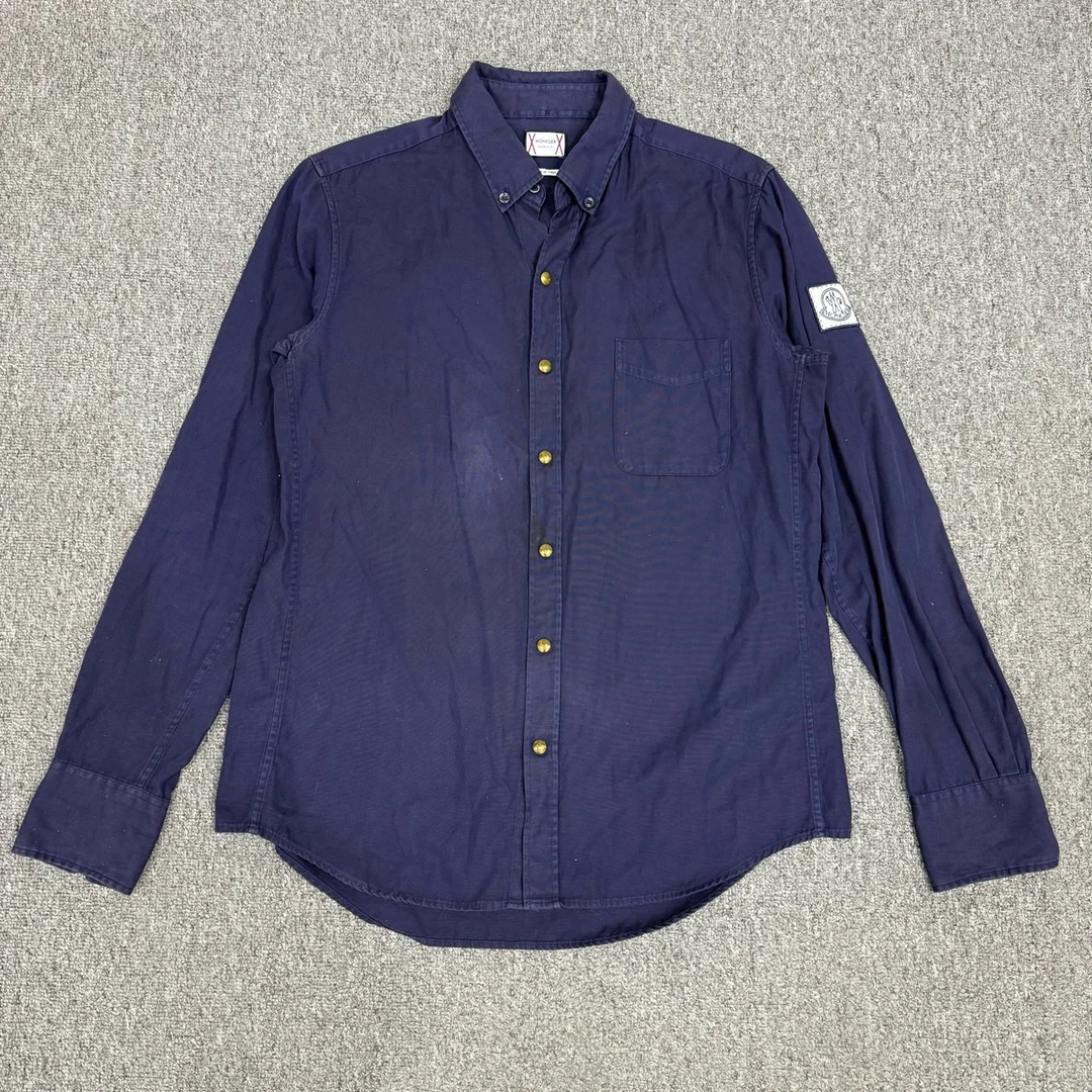 95新 MONCLER 13322820蒙口 藏蓝色手臂徽标logo长袖衬衫 2码95新