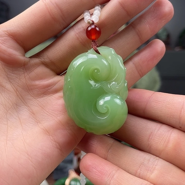 独***身和田玉未镶嵌挂件