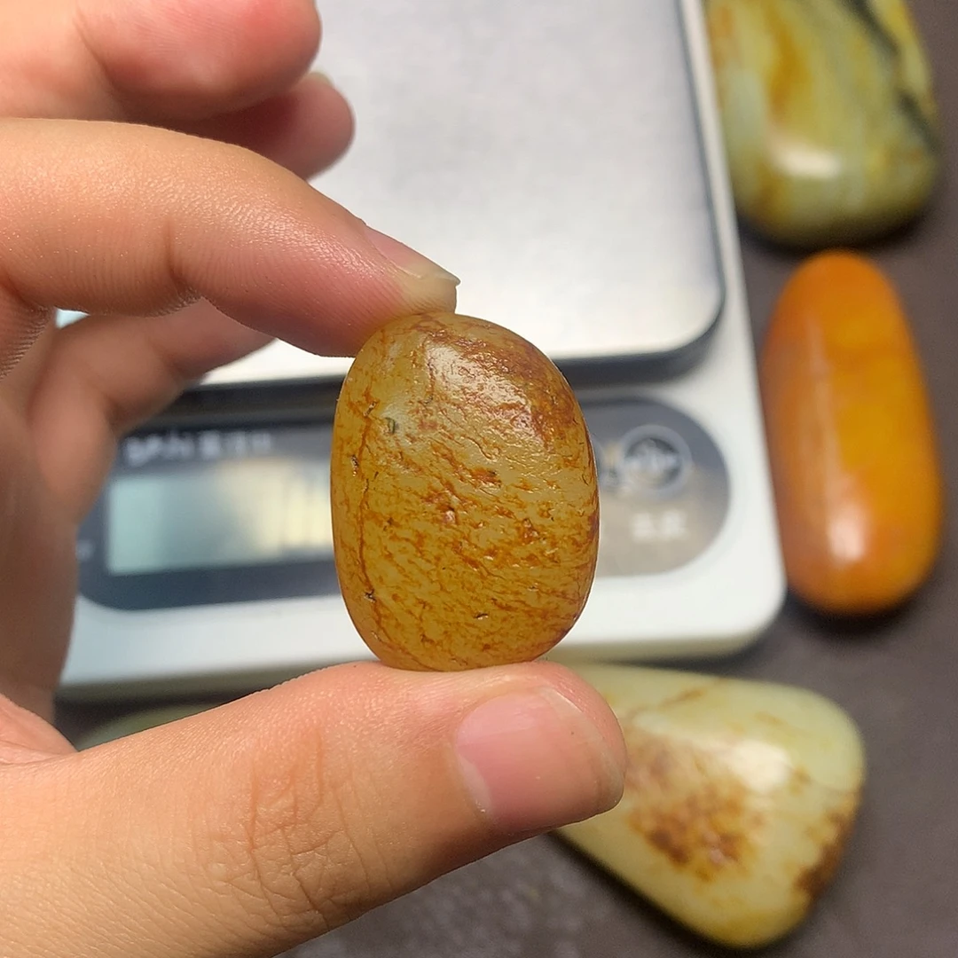 和田玉（糖玉）未镶嵌挂件