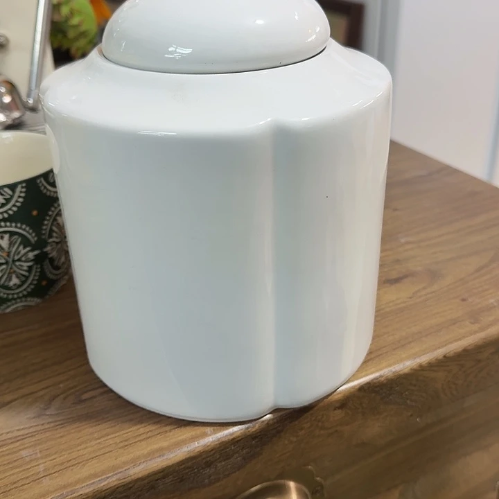 白色城堡罐子1500毫升