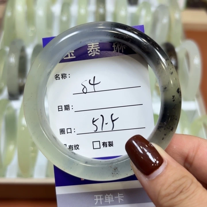 未镶嵌岫玉手镯天然