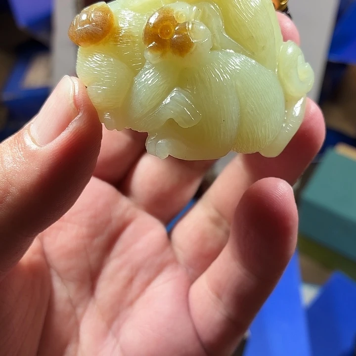 和田玉（糖玉）未镶嵌挂件