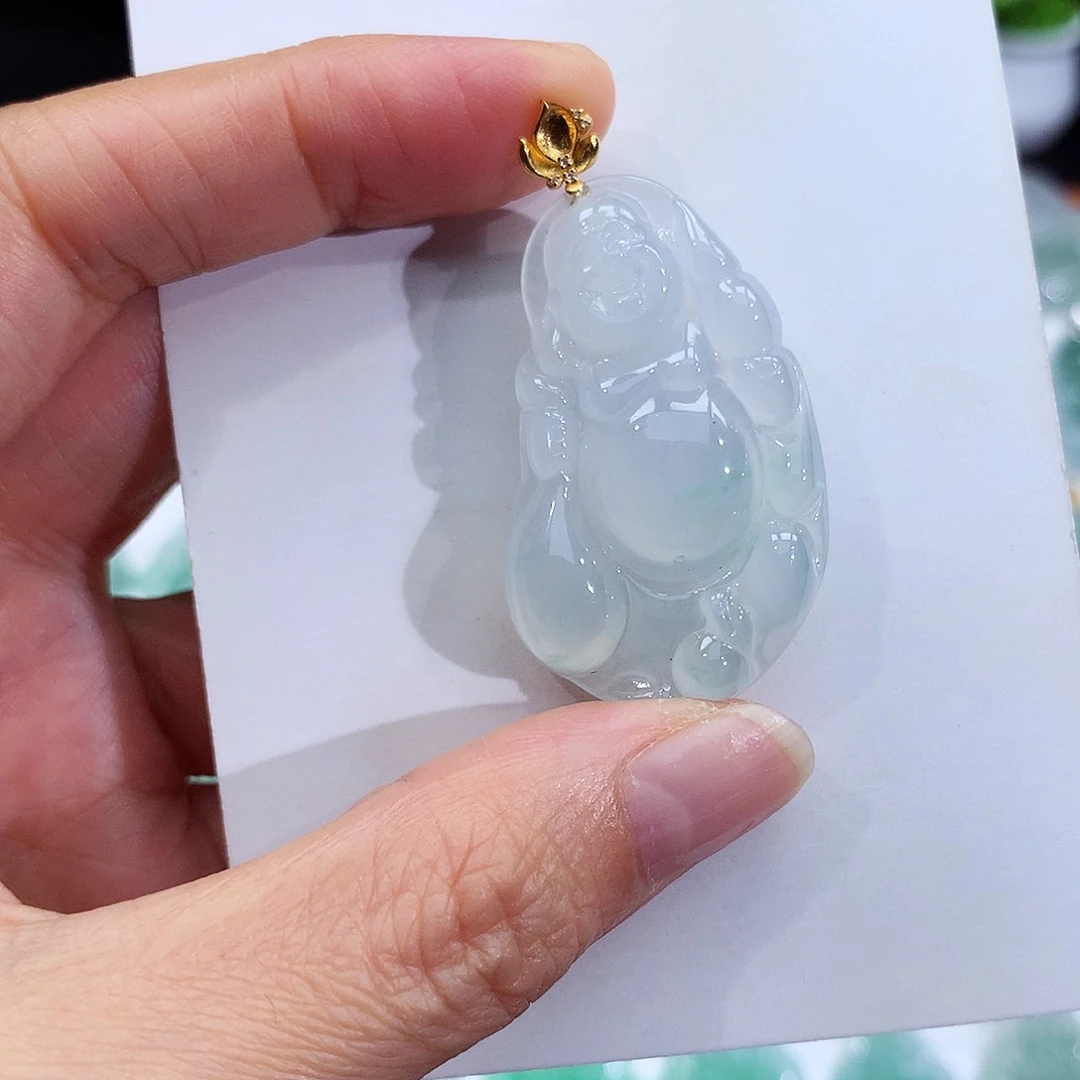翡翠18K金镶嵌颈饰翡翠吊坠