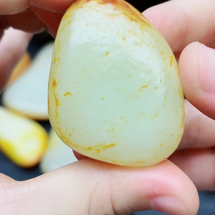 未镶嵌和田玉挂件