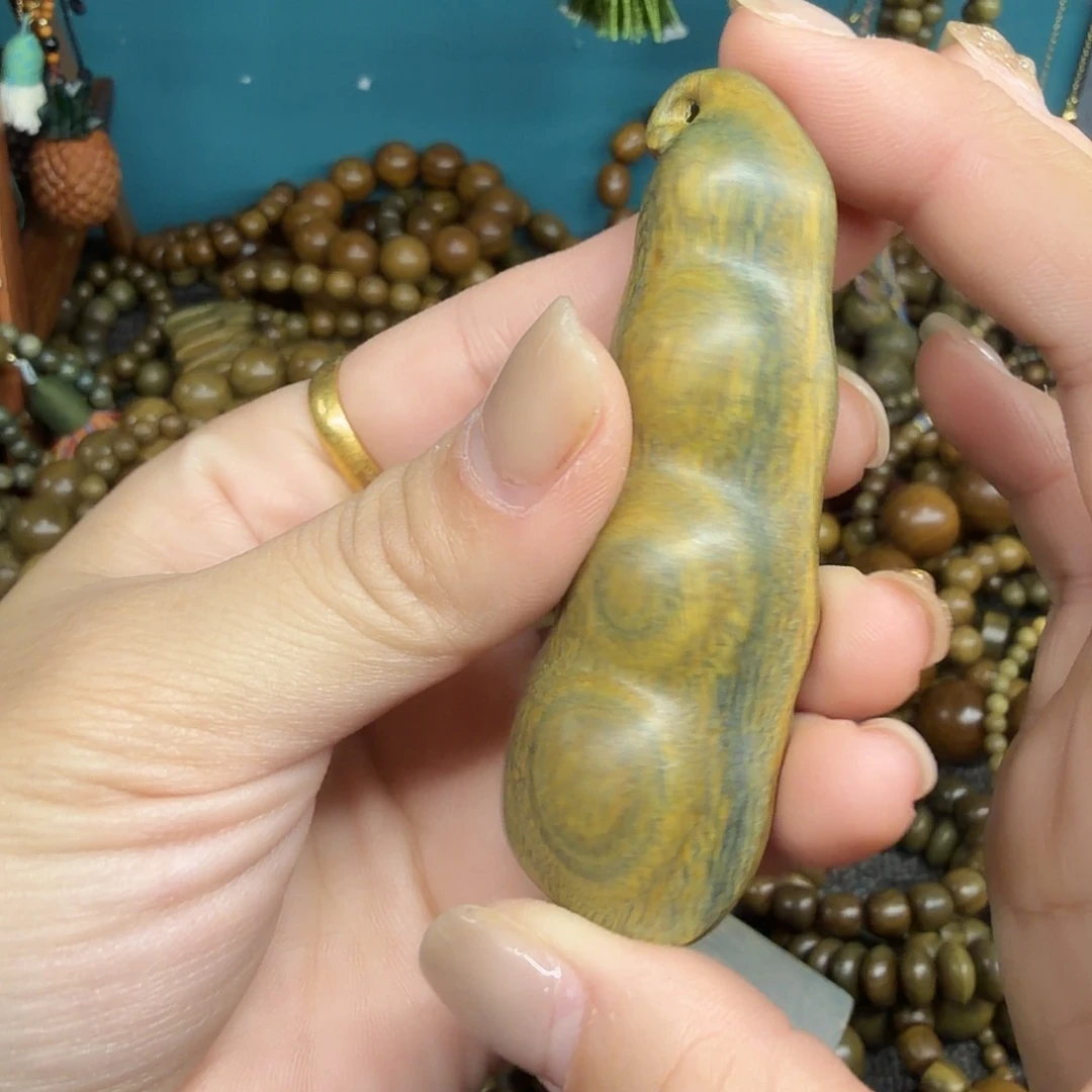 维腊木（绿檀）无事牌