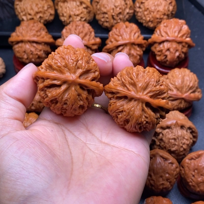 【闪购商品】文玩核桃把件42苹果园