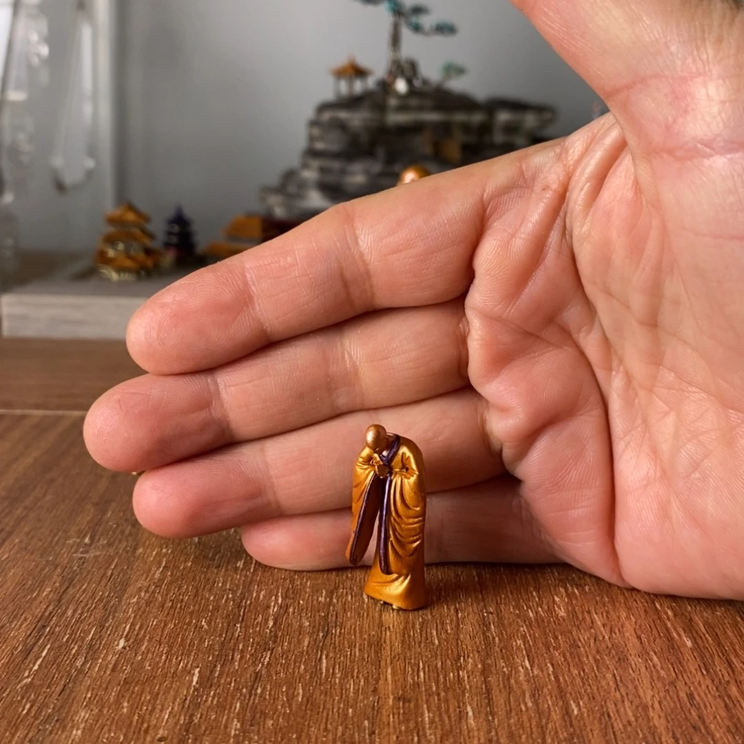 摆件我要去年底买衣服