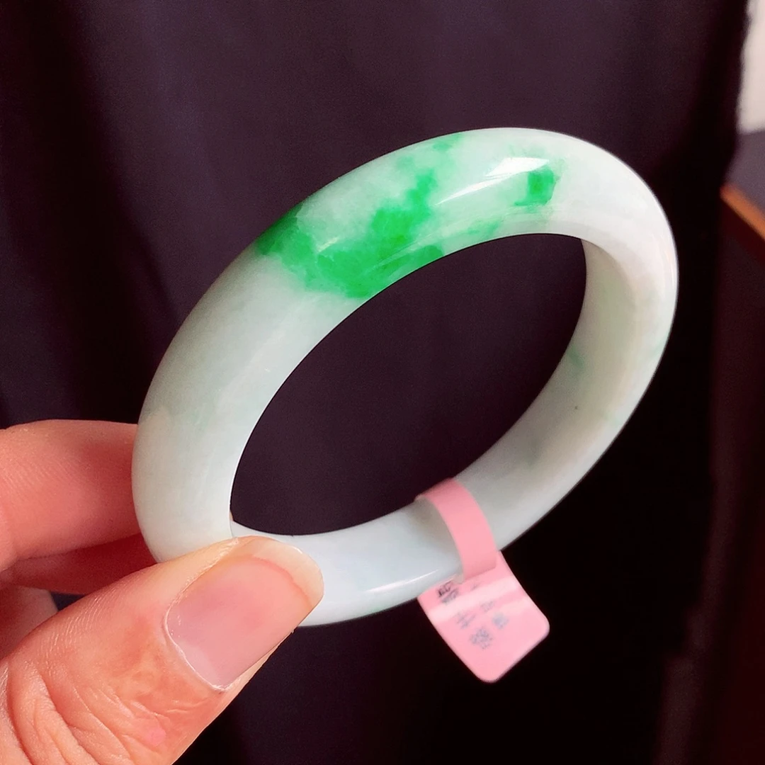 翡翠手镯未镶嵌缅甸翡翠