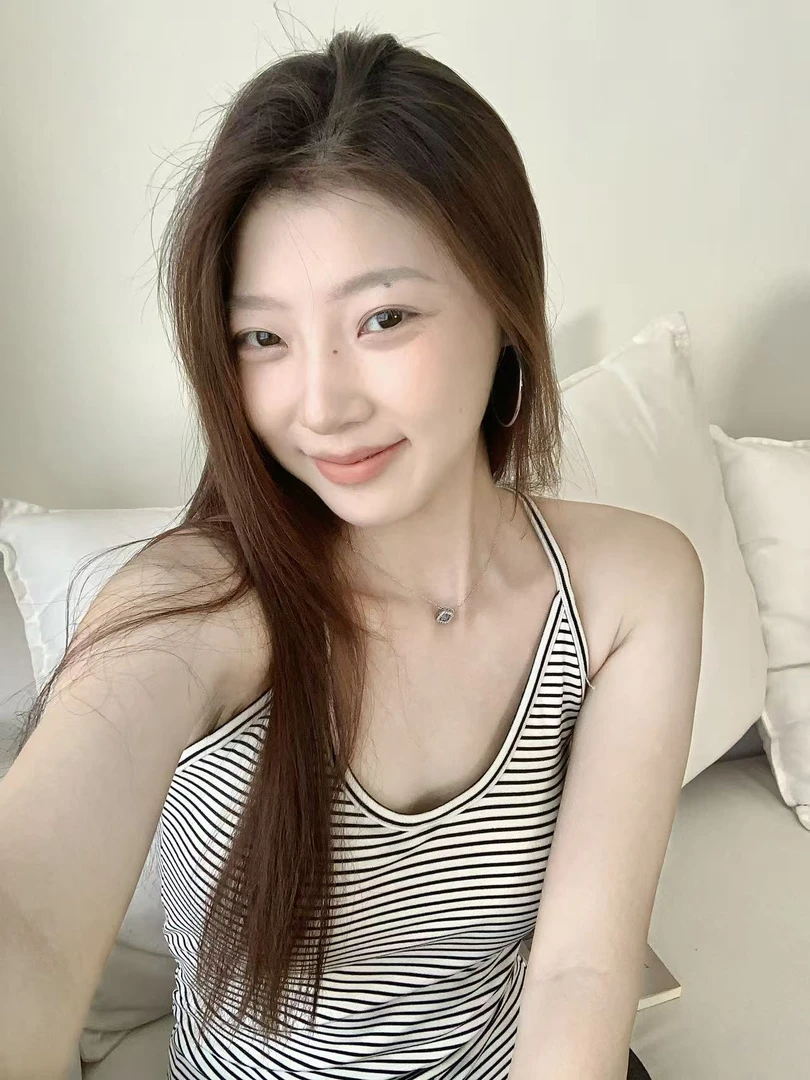 【条纹邂逅】秋冬磨毛保暖U领细条纹简约打底吊带背心修身显瘦百搭