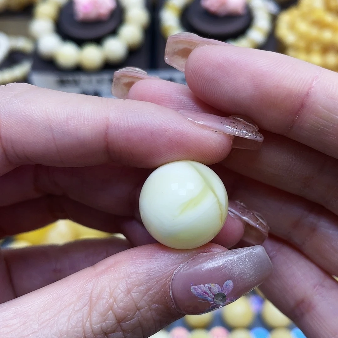 琥珀珠宝奇石未镶嵌17.6mm微瑕