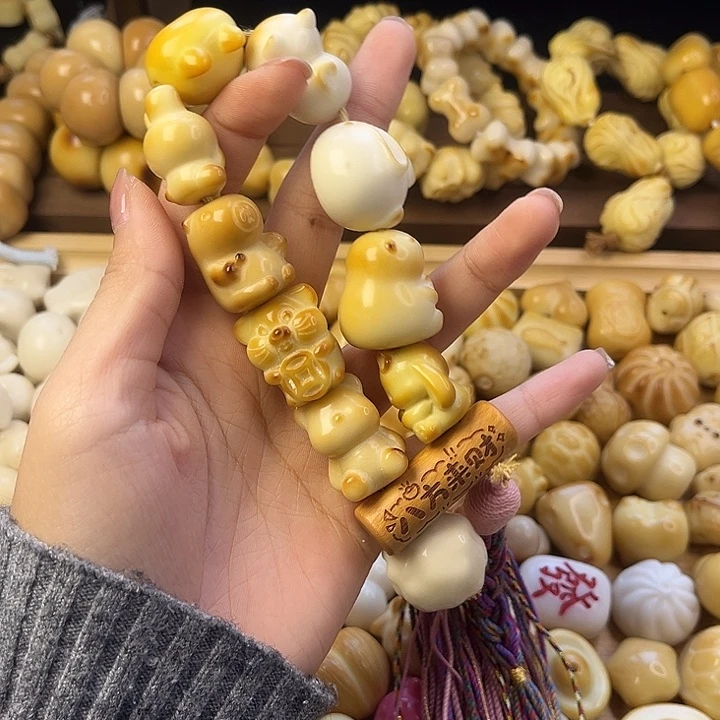 吊坠菩提根/象牙果多宝手持