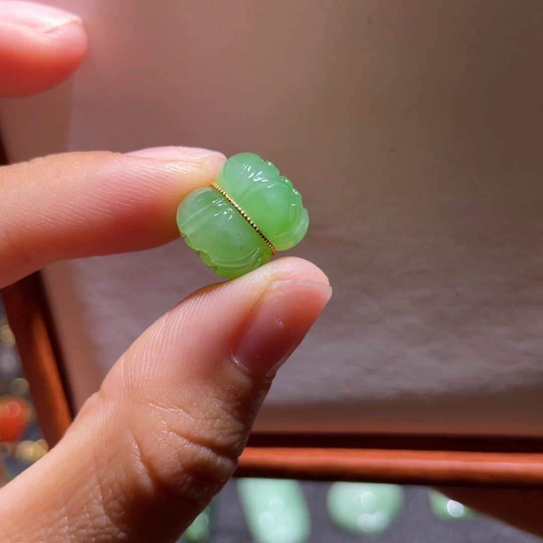 和田玉（碧玉）未镶嵌颈饰