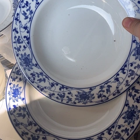 陶瓷8寸深盘两个陶瓷