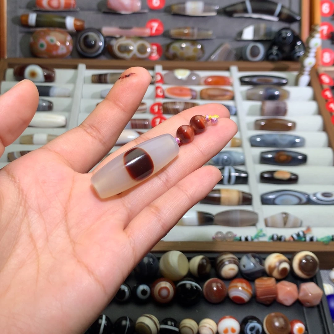 玛瑙/玉髓颈饰未镶嵌L*