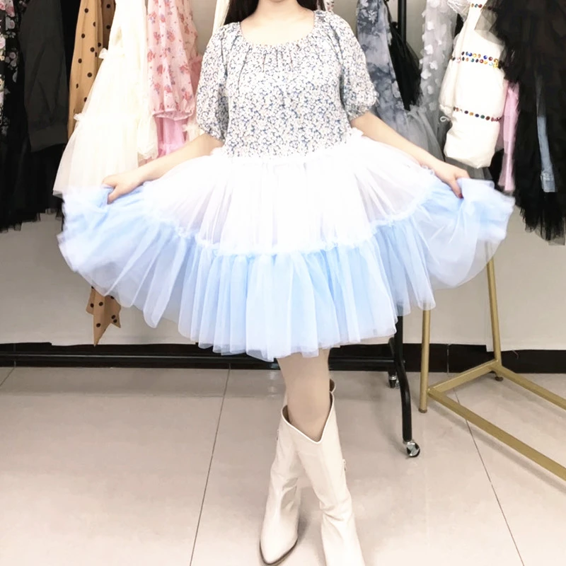 设计师款春夏网纱拼接连衣裙女款洋气重工蓬蓬裙漂亮别致碎花小衫