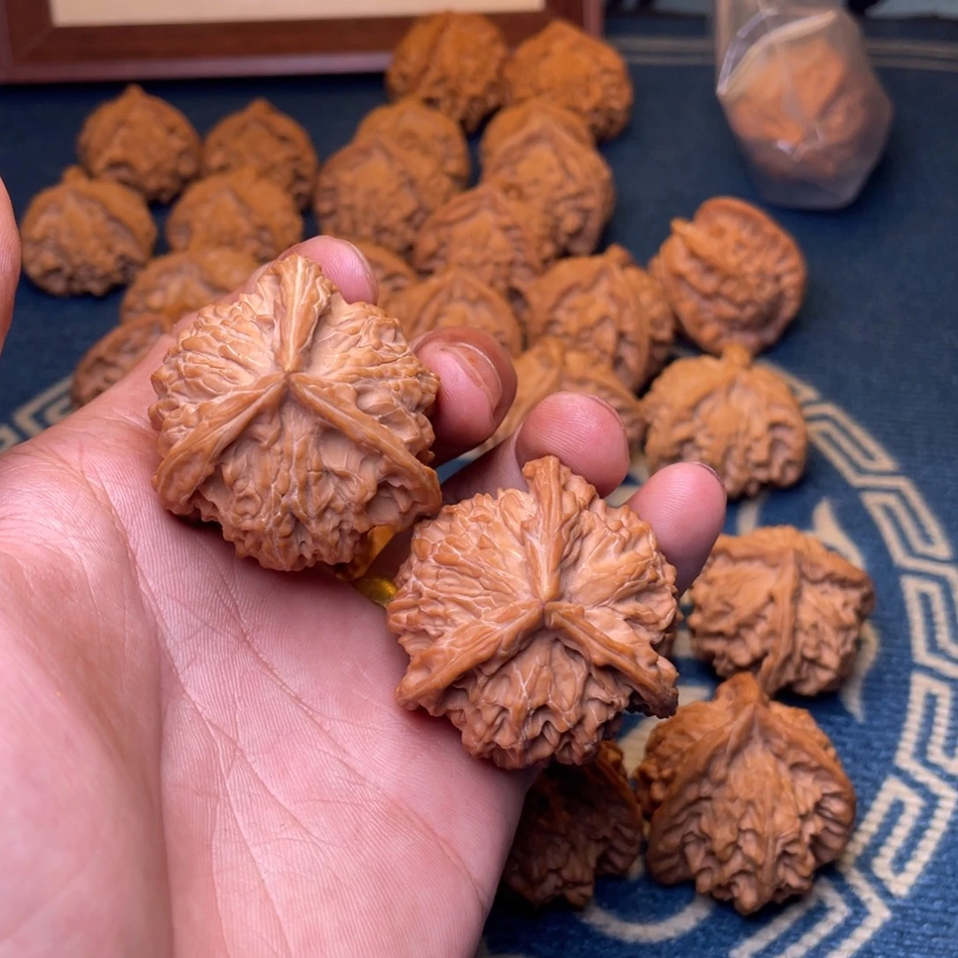 b*** 文玩核桃把件盘山全品43