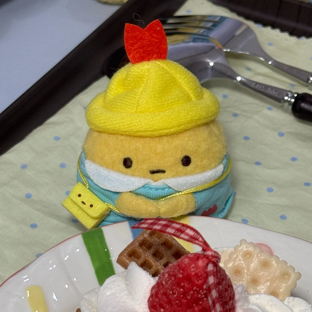 Sanx角落生物70周年限定幼稚园炸虾手玉毛绒娃娃玩偶可爱公仔