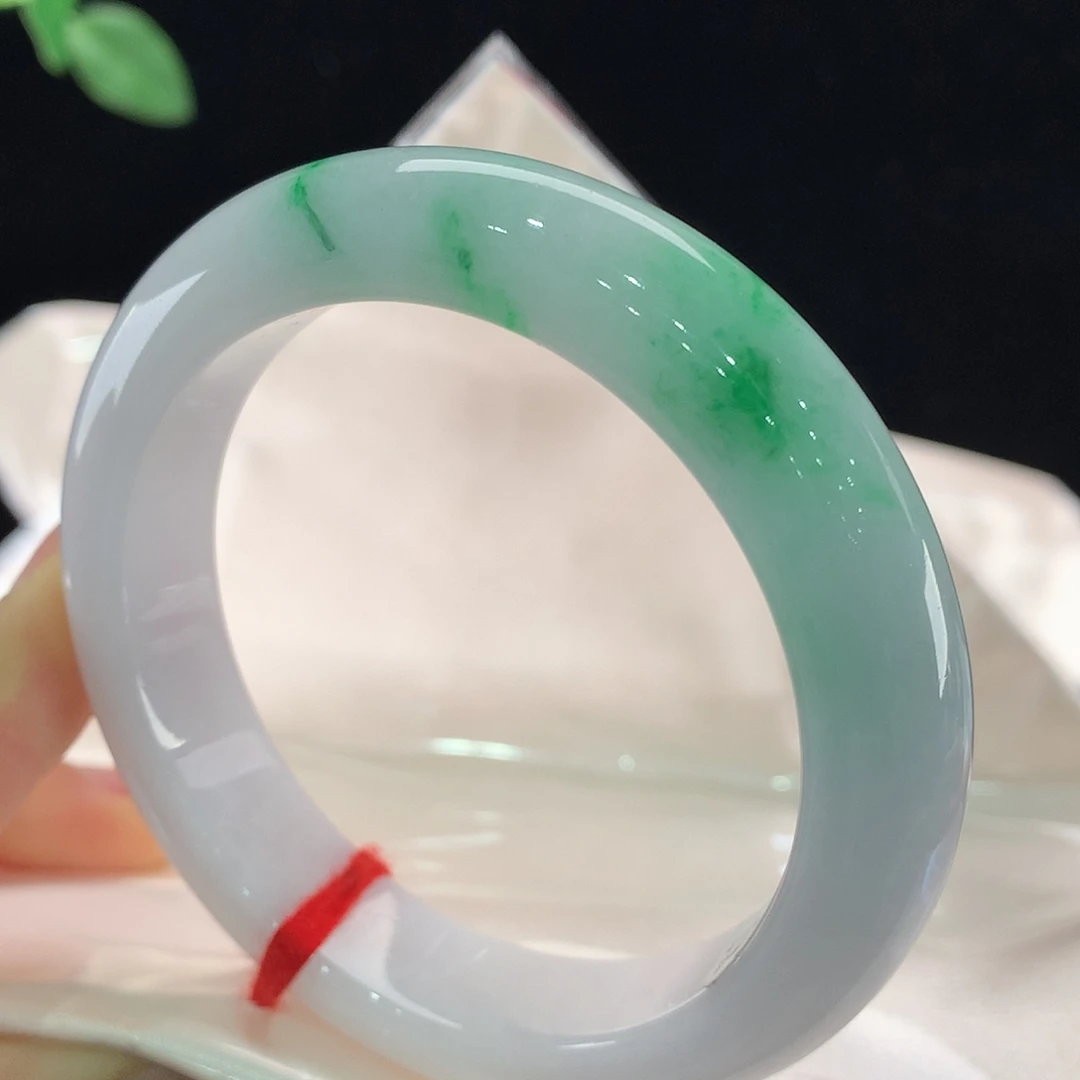 翡翠未镶嵌手镯1092