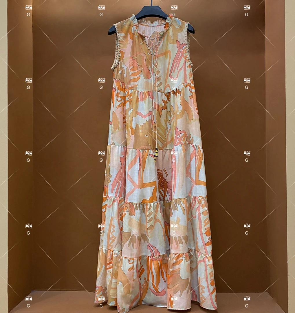 【乐】新款复古时尚百搭印花无袖连衣裙H-238