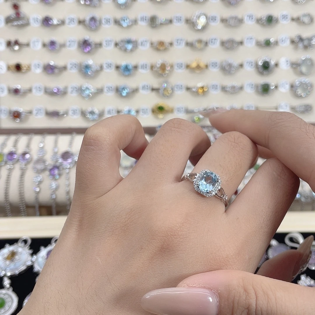 银S925镶嵌托帕石戒指