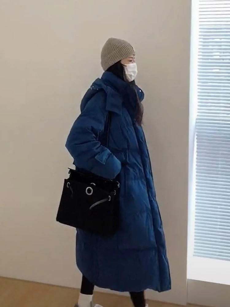 克莱因蓝羽绒服2024年新款女款冬季加厚时尚洋气中长款小个子外套