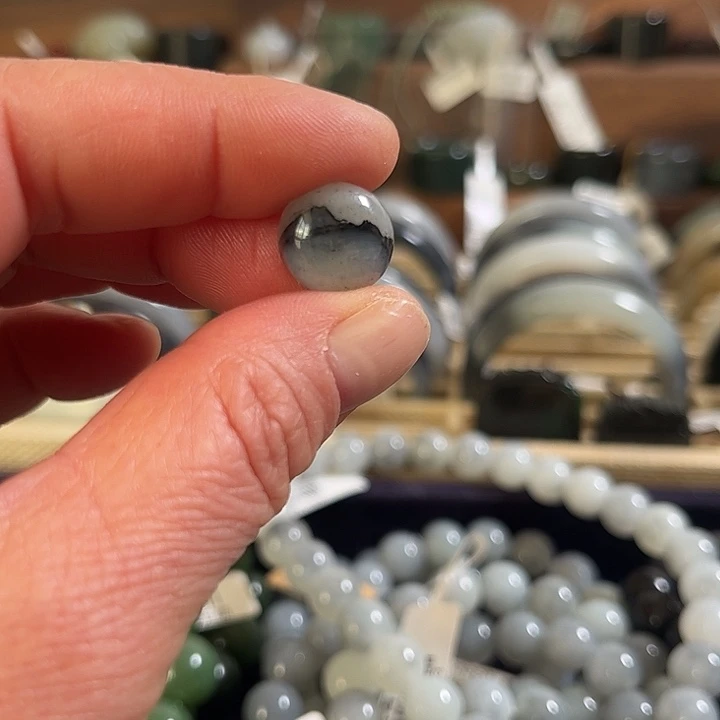 和田玉未镶嵌颈饰新疆和田玉青花籽界面